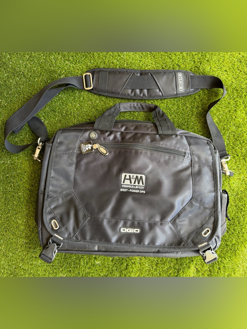 OGIO Black Laptop Messenger Bag Henkels & McCoy NWT Multiple Pockets Briefcase